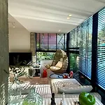 Deluxe Garden At Marea 아파트