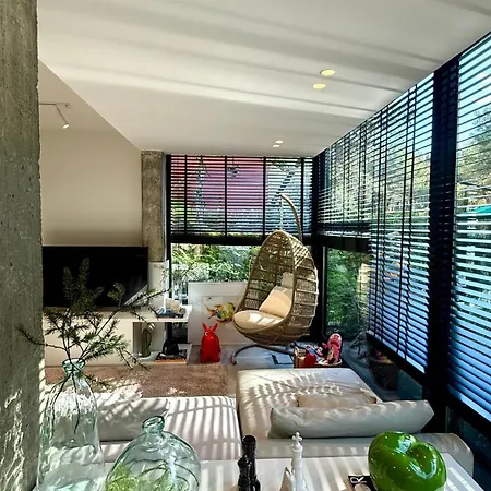 Deluxe Garden At Marea Apartment
